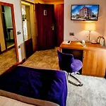 Hotel Business