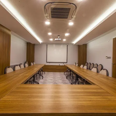 Business 3* İzmit