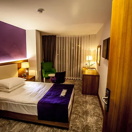 Business Hotel İzmit