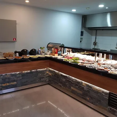 Business Hotel 3*
